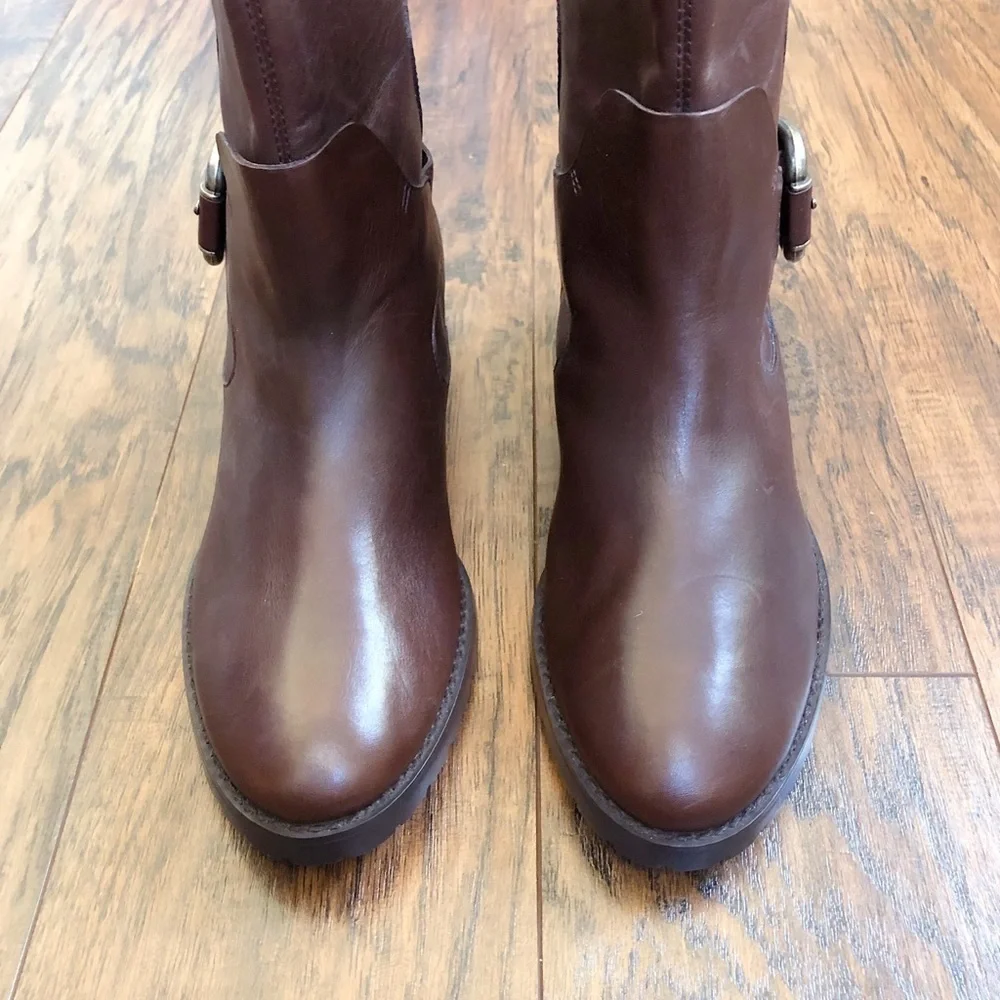 Donald J Pliner • Donata 2 ankle boots brown leather buckle strap moto